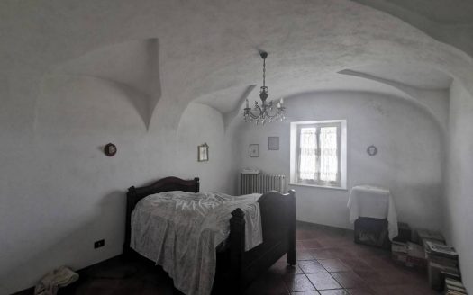 Rustico strada Formenti,  Carrù