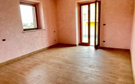Villa  Località Castelletto,  Piozzo