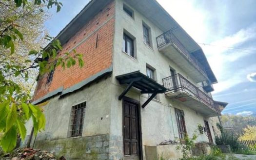 Rustico via Giacolotti,  Montaldo di Mondovì